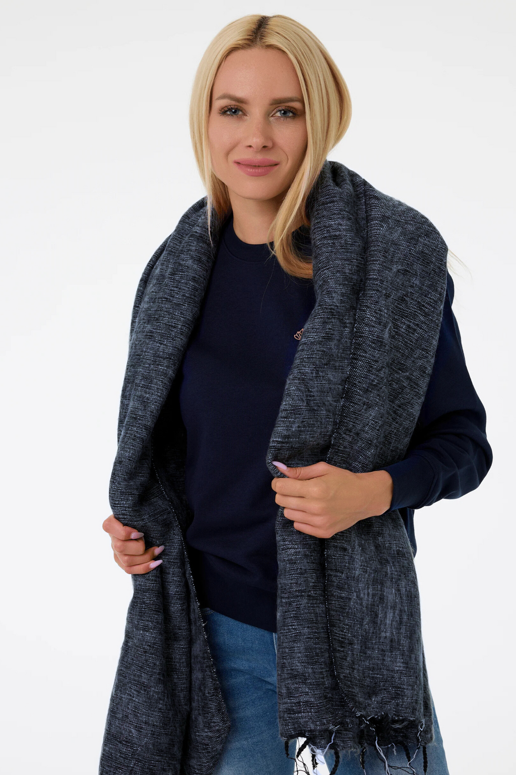 Ručně tkaná maxi šála z jačí vlny