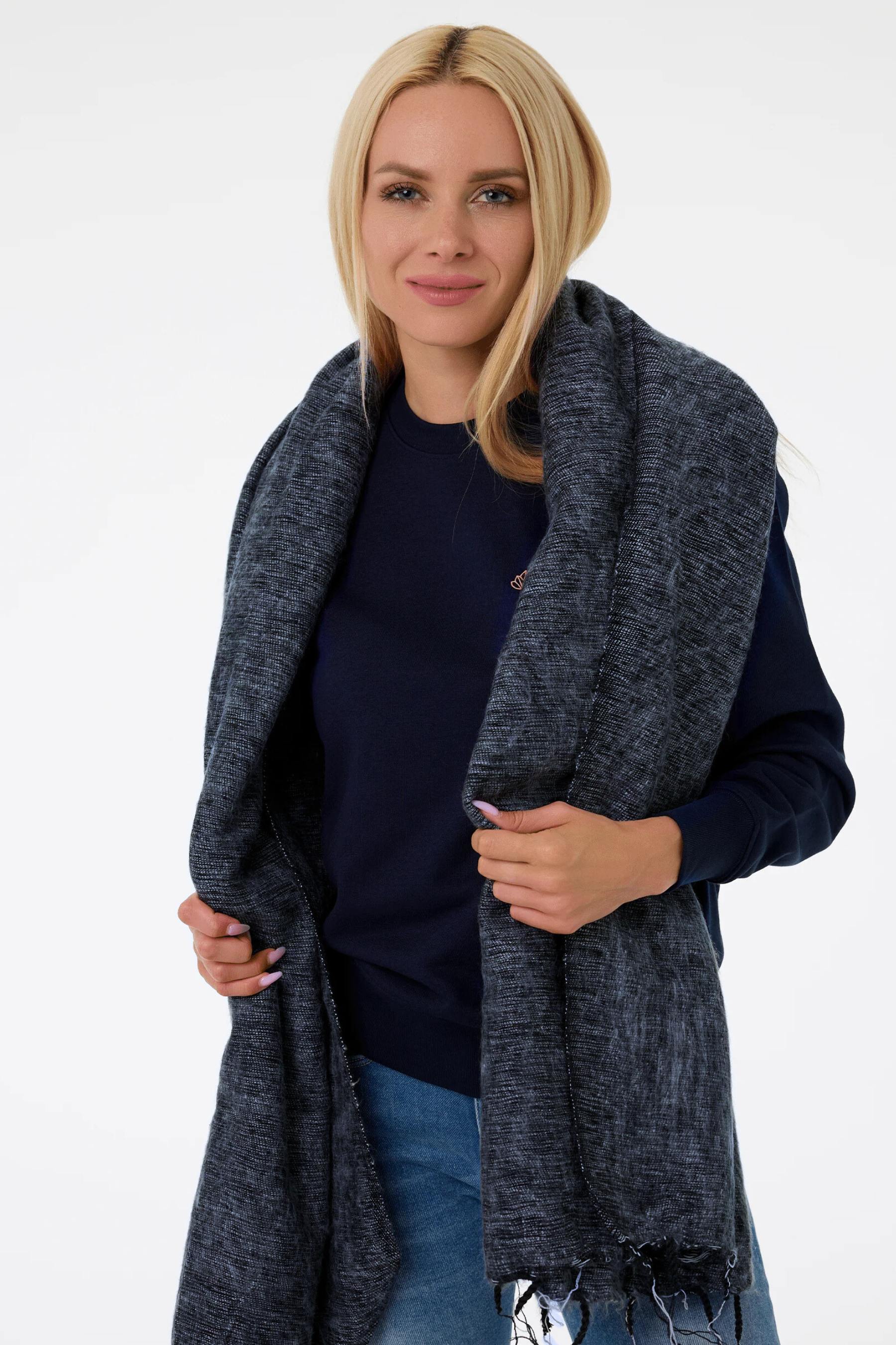 Ručně tkaná maxi šála z jačí vlny