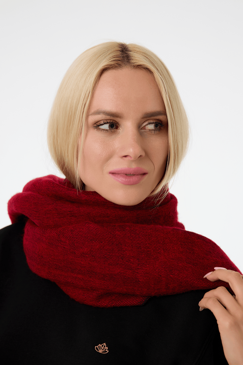 Ručně tkaná maxi šála z jačí vlny - Premium Basics